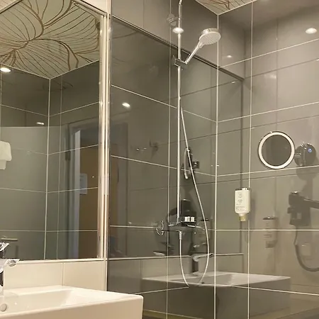 Hkk Hotel 4*