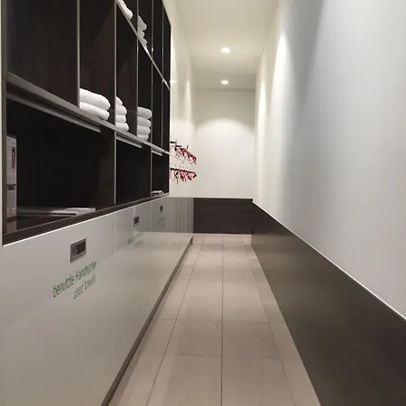 Hkk 4* فيرنغروده